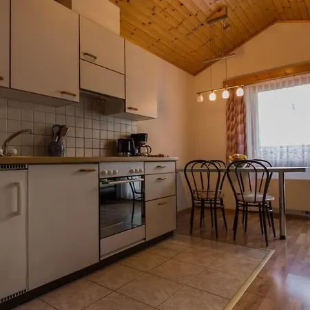 Bergfink Appartement-fewo 4-bettwohnung Nr- 5 By Interhome